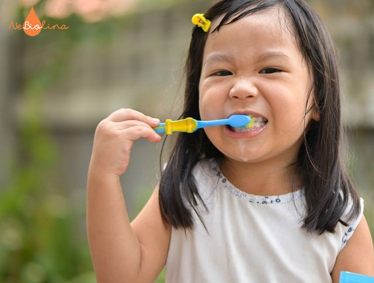 Duy trì thói quen vệ sinh răng miệng cho trẻ là điều quan trọng