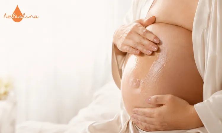 Bôi rạn da cho bà bầu giúp hỗ trợ dưỡng ẩm, ngăn ngừa và làm mờ vết rạn