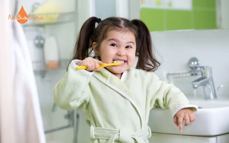 Kem đánh răng nuốt được giảm nguy cơ nhiễm độc flour cho trẻ