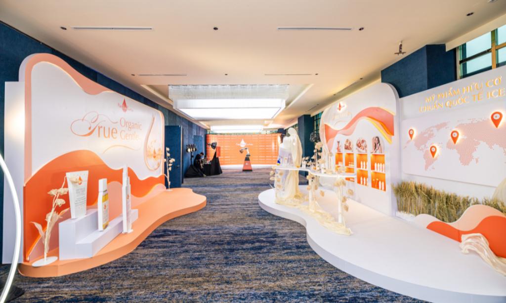 Không gian sự kiện ra mắt sản phẩm (Ảnh: NeBiolina).